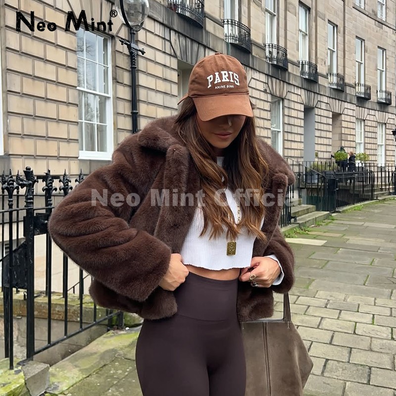 Streetwear Girl Brand - Neo Mint Coole Straße Mädchen Mode
