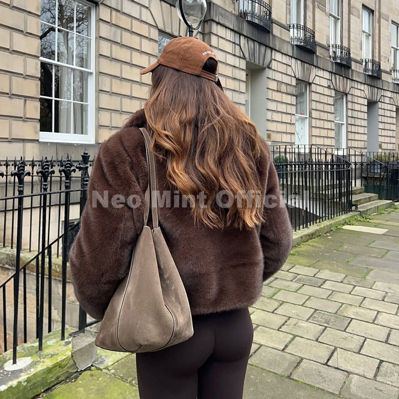 Neo Mint Coole Straße Mädchen  – Streetwear Girl Brand Bewertung und Preis